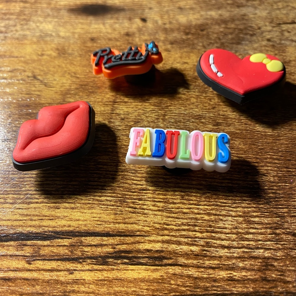 New Pretty Fabulous 🐊 Croc Charms.